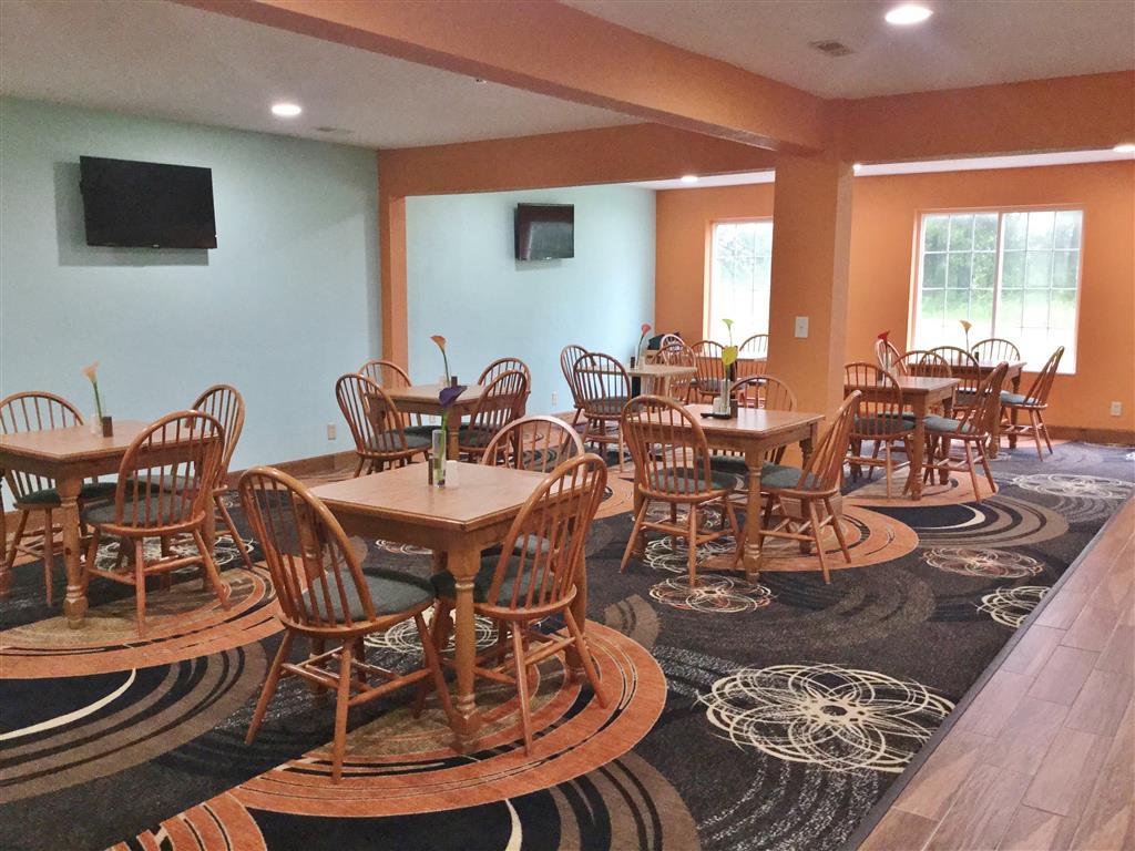 Super 8 By Wyndham Lake Of The Ozarks Eldon Удобства фото